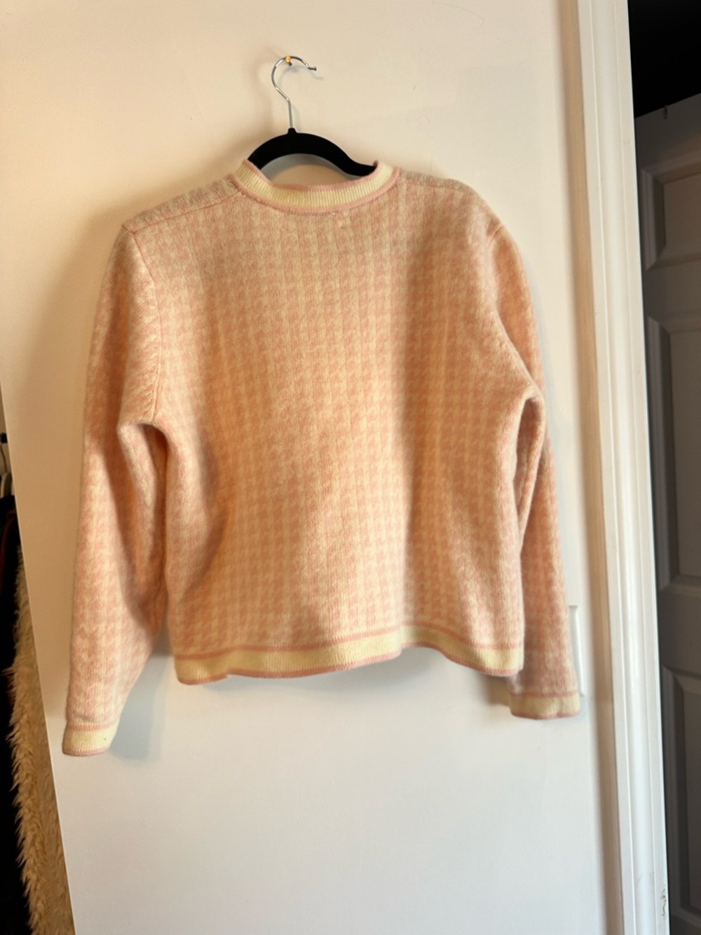 Vintage Wool Pink Houndstooth Cardigan - Picture 2 of 4
